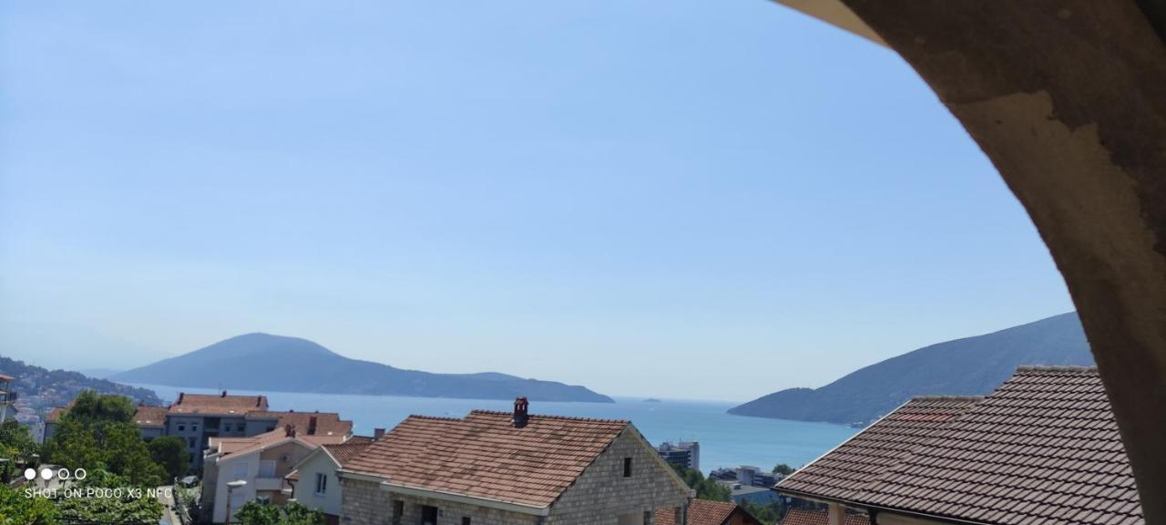 Vasic Apartments Herceg Novi Buitenkant foto