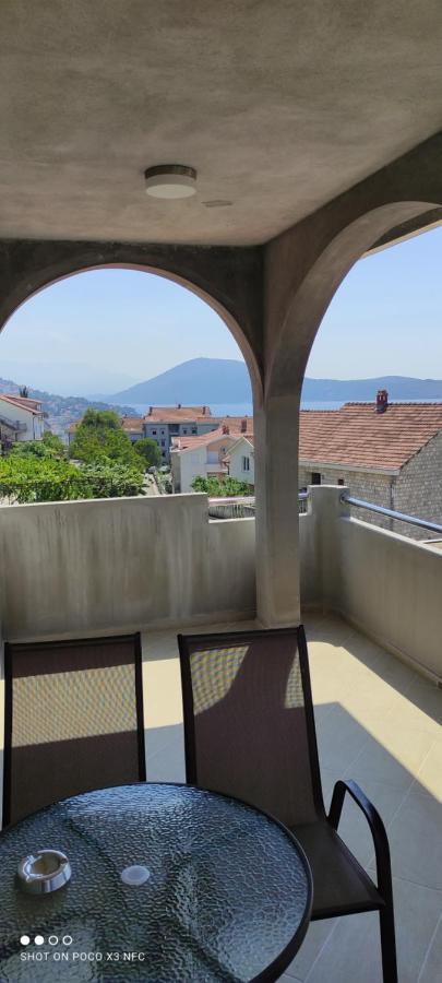 Vasic Apartments Herceg Novi Buitenkant foto