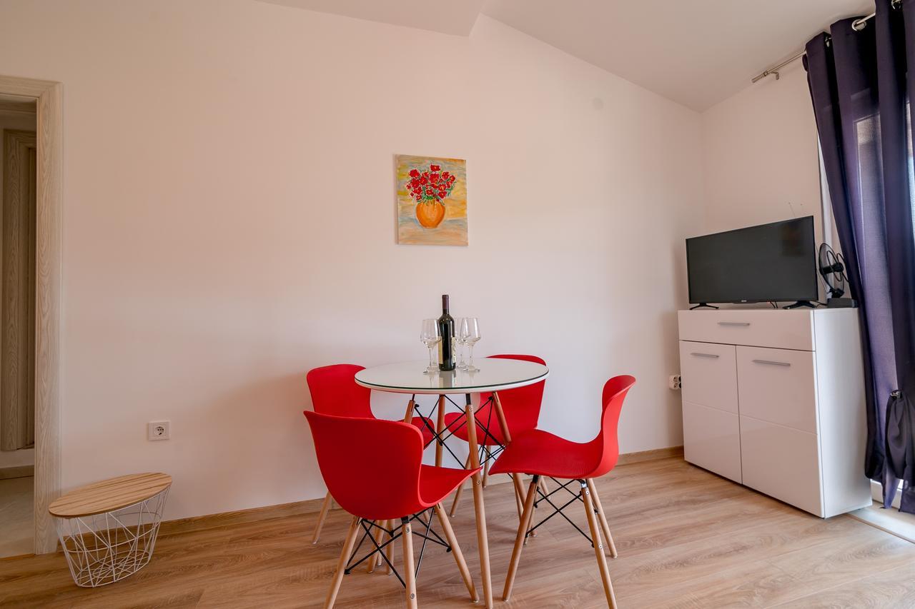 Vasic Apartments Herceg Novi Buitenkant foto